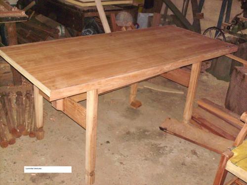 Construction-of-Dining-table